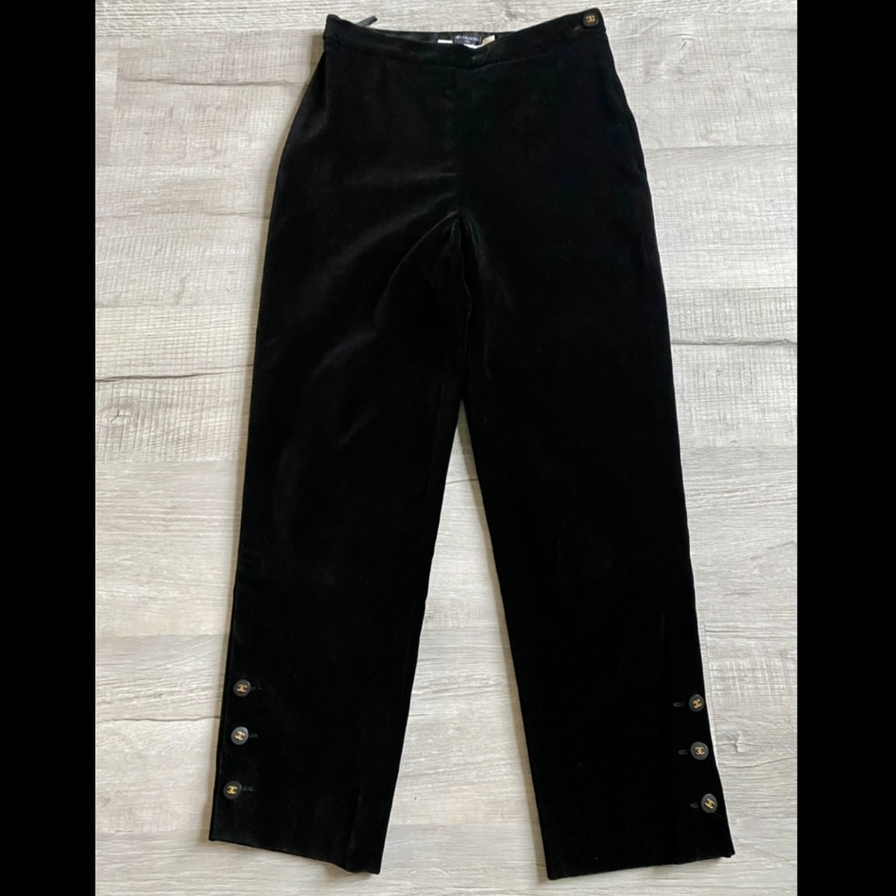 Rare❣️ Chanel CC button Velvet pants